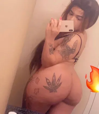 OnlyFans cuenta yellasuperstar header 2