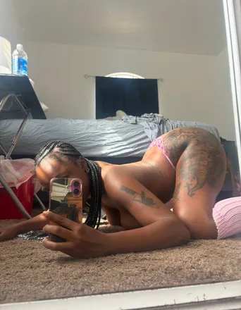 OnlyFans cuenta ms.creeamerr header 2