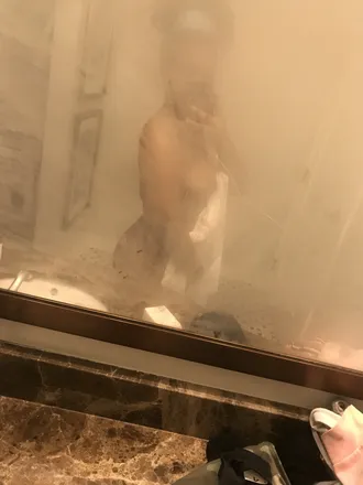 OnlyFans cuenta snickerssss header 2