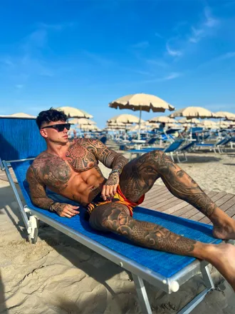 OnlyFans cuenta matteocavalieri header 2