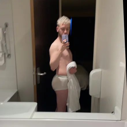 OnlyFans cuenta floppytopp header 2