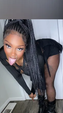 OnlyFans cuenta lickcii header 2