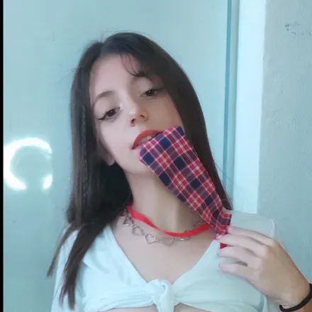 OnlyFans account  emmaauwuw header 2