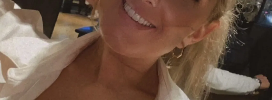 OnlyFans cuenta travellingprincess777 header 2