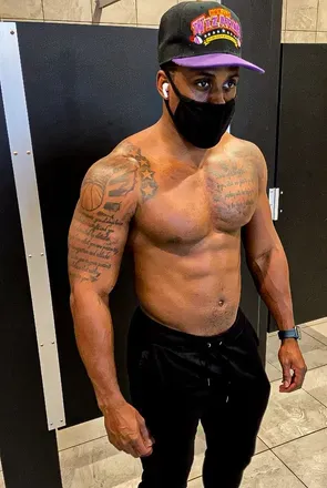 OnlyFans account  papi_j3 avatar 1