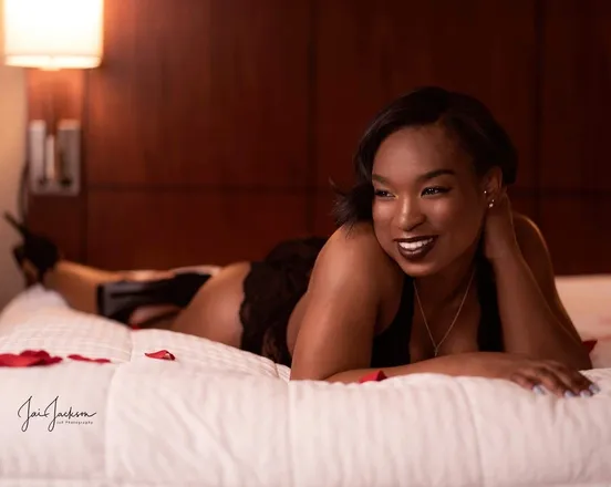 OnlyFans cuenta fionasworldatl header 2