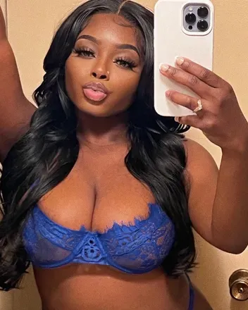 OnlyFans cuenta xo_ebonydoll avatar 1