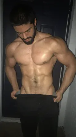 OnlyFans cuenta yummyjon avatar 1