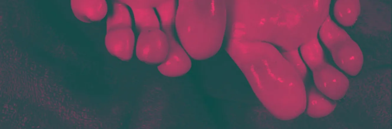 OnlyFans cuenta rubymoontoes header 2