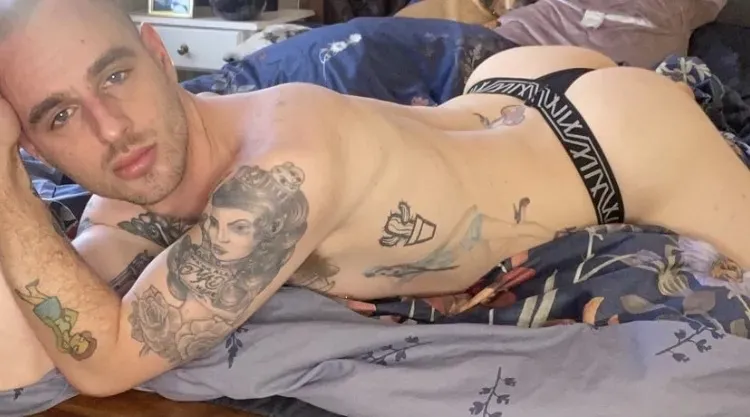 OnlyFans cuenta itssteviebitch header 2