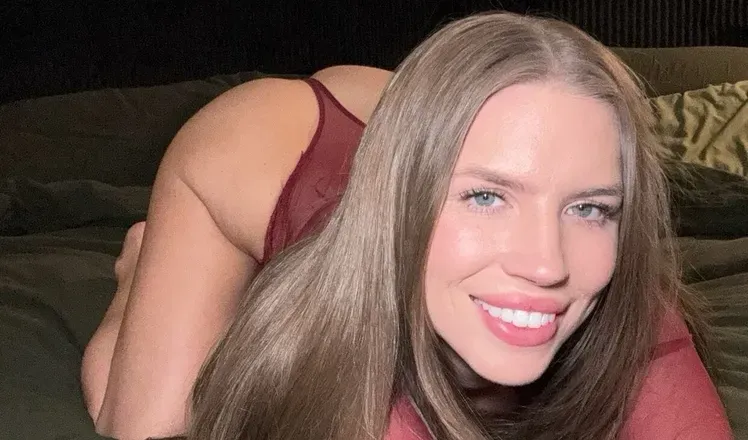 OnlyFans cuenta alinaprice header 2