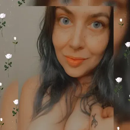 OnlyFans cuenta emiliefoxx avatar 1