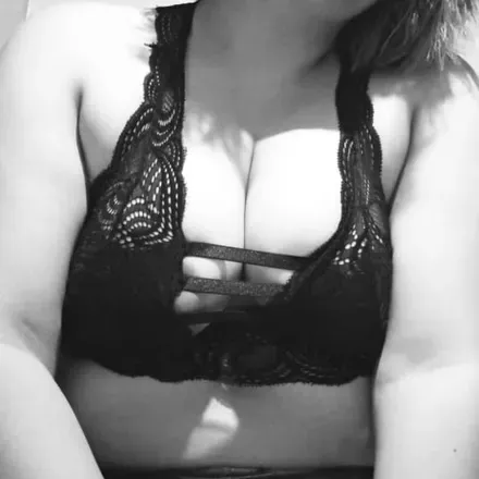OnlyFans cuenta miss_apricot avatar 1