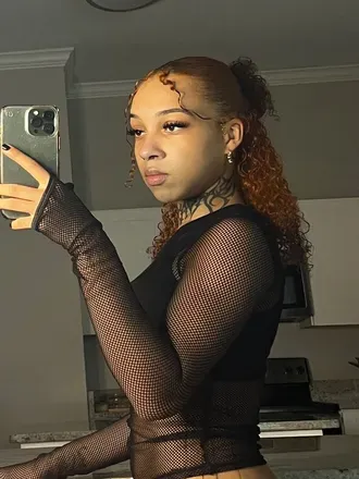 OnlyFans cuenta k1nkykha avatar 1