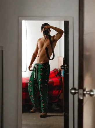 OnlyFans cuenta crichu_official header 2