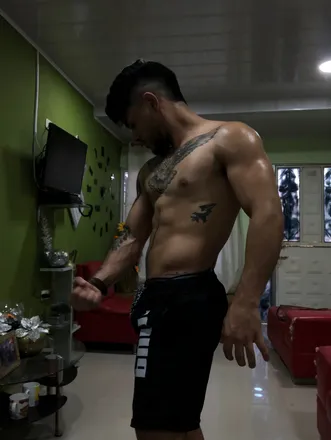 OnlyFans cuenta andres0719 avatar 1