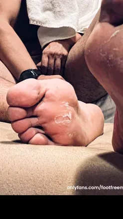 OnlyFans cuenta footfreemx header 2