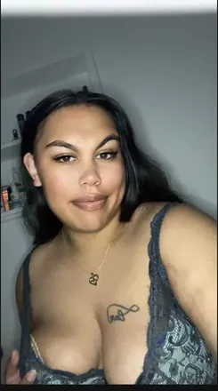 OnlyFans cuenta queenbebe-22 header 2