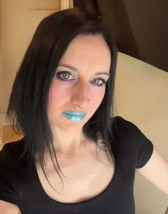 OnlyFans cuenta gothqueen1992 avatar 1