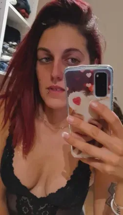 OnlyFans cuenta reddlola avatar 1