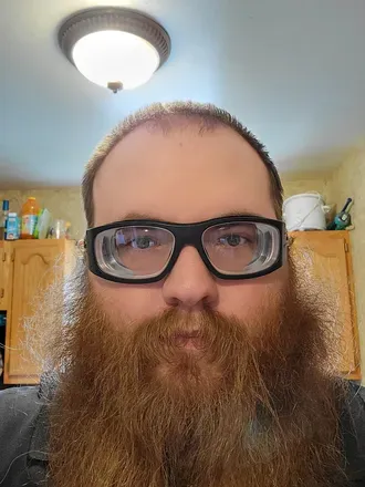 OnlyFans cuenta beardedhandydad avatar 1