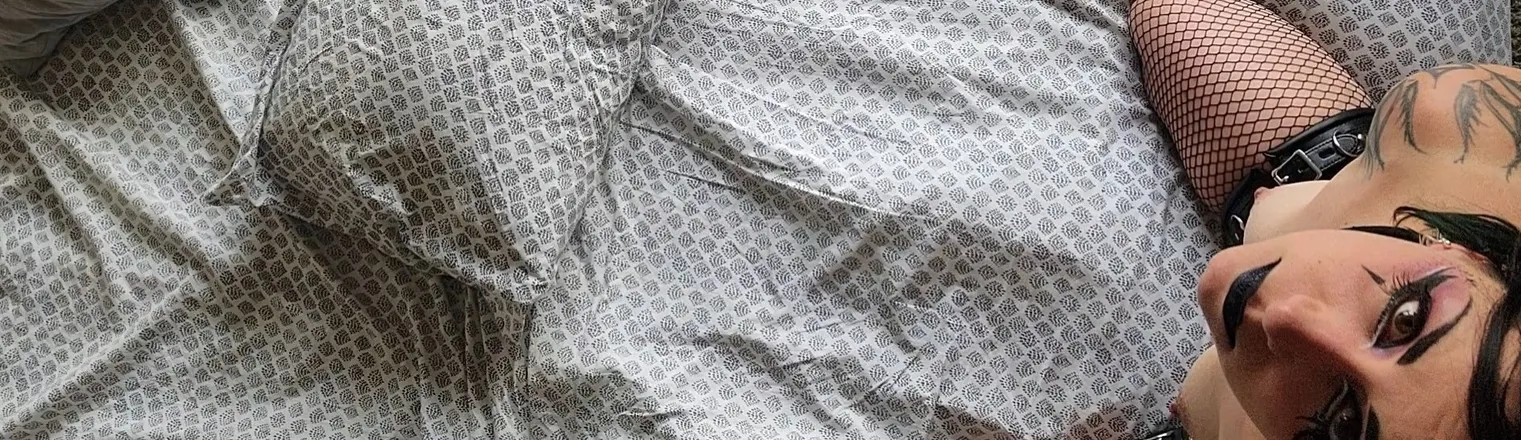 OnlyFans cuenta mabelmei header 2