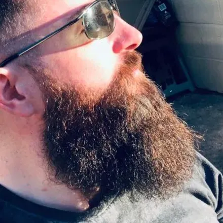 OnlyFans account  unclewithabeard avatar 1