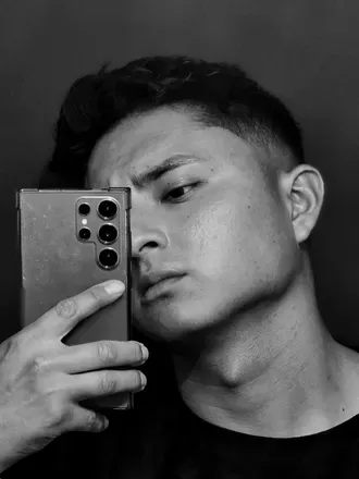 OnlyFans account  max2910 avatar 1