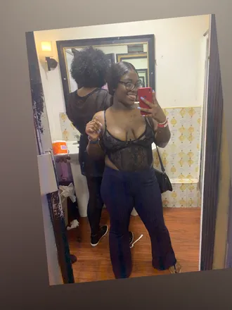 OnlyFans cuenta chelllyacatcch header 2