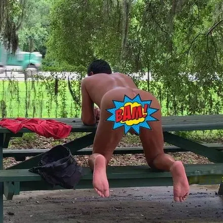 OnlyFans cuenta pluggedinpublic avatar 1