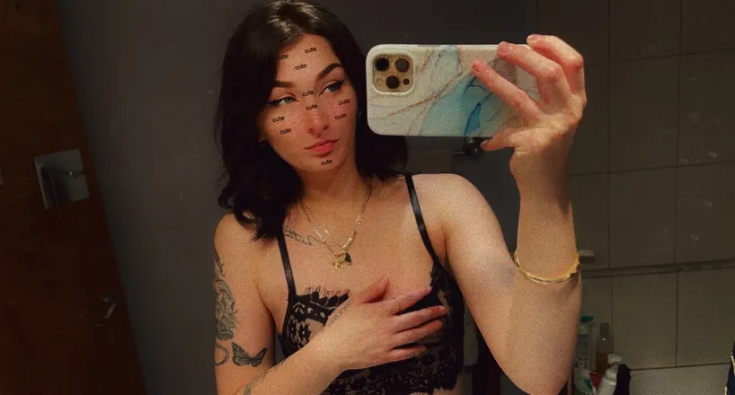 OnlyFans cuenta carly4420 header 2