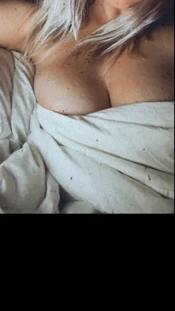 OnlyFans cuenta ursulakurkovik header 2
