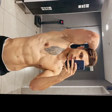 OnlyFans cuenta brunobbispoo header 2
