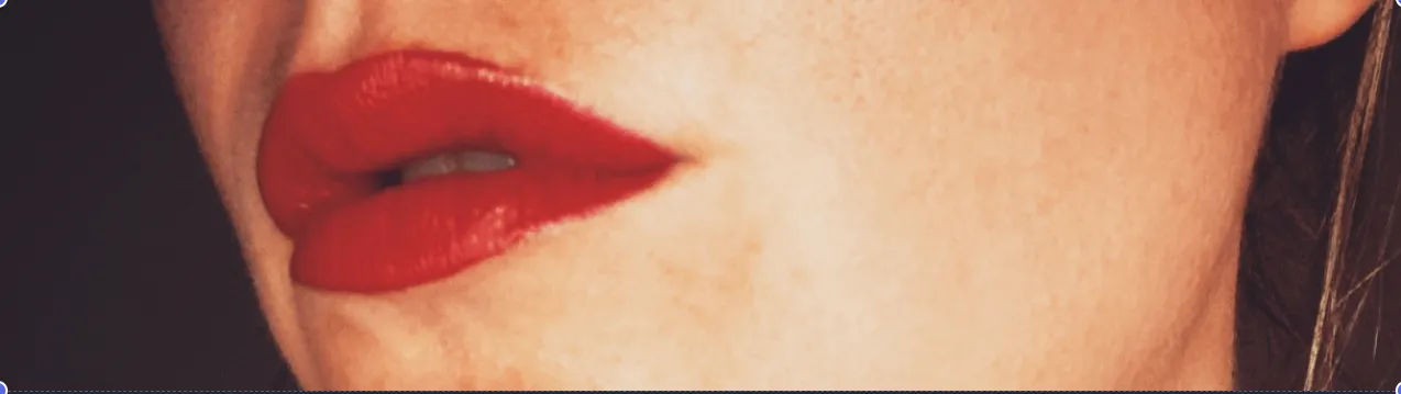 OnlyFans account  legbabe header 2