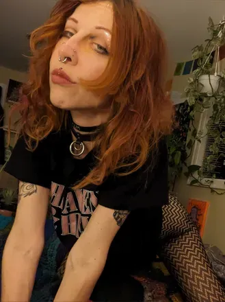 OnlyFans cuenta wren_sparks avatar 1