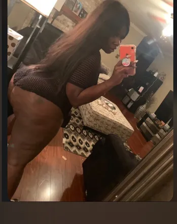 OnlyFans cuenta prettyblackkpoullard header 2