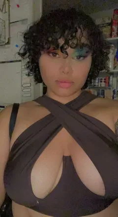 OnlyFans cuenta thornnyroses avatar 1