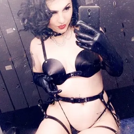 OnlyFans cuenta youcancallmelucy avatar 1
