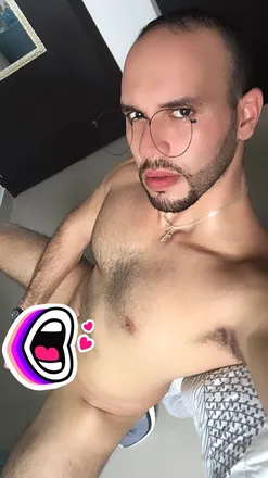 OnlyFans cuenta gregoriosexy22 header 2