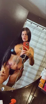 OnlyFans cuenta tattedgilf45 avatar 1