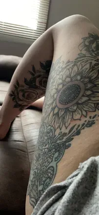 OnlyFans cuenta laurelfalls header 2
