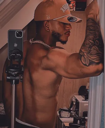 OnlyFans cuenta daddlyon header 2