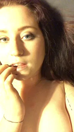OnlyFans cuenta keva_castella avatar 1