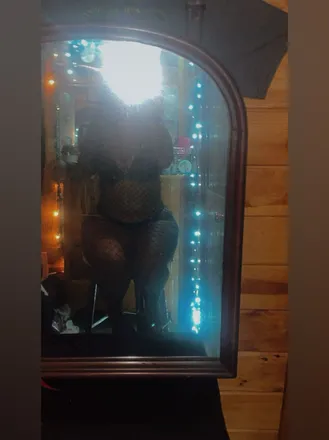 OnlyFans cuenta jazelhallaway header 2