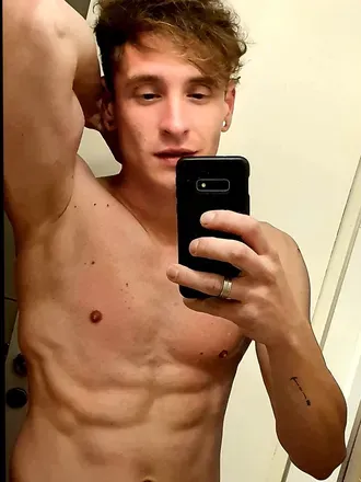 OnlyFans cuenta italo_johns avatar 1