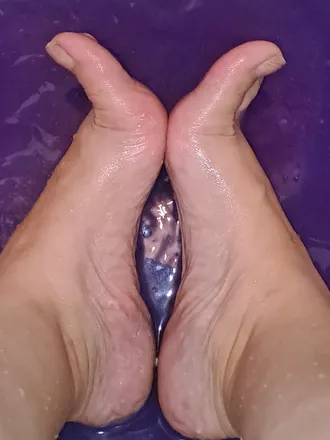 OnlyFans account  mg0ddess header 1
