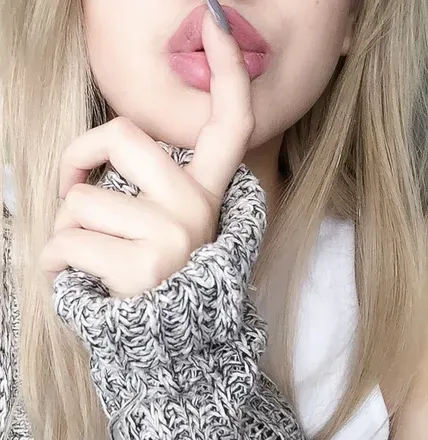OnlyFans cuenta herprettypeach avatar 1