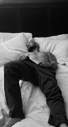 OnlyFans cuenta travisrossi header 2