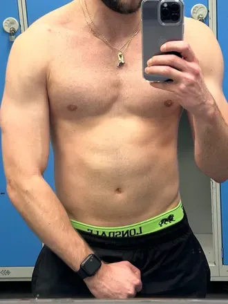 OnlyFans account  maxbrad avatar 1