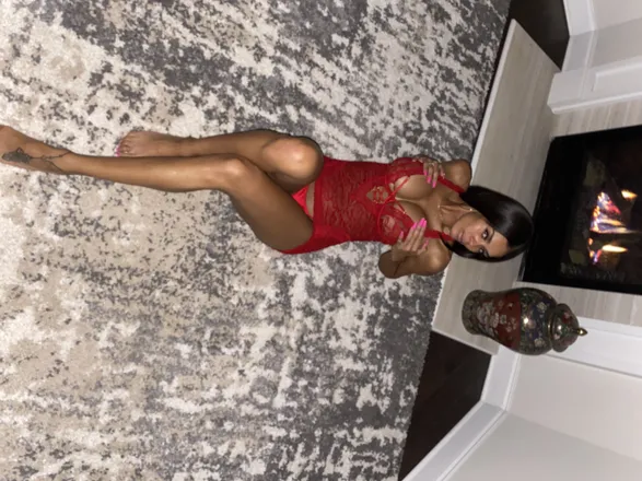 OnlyFans cuenta aurora_allura header 2
